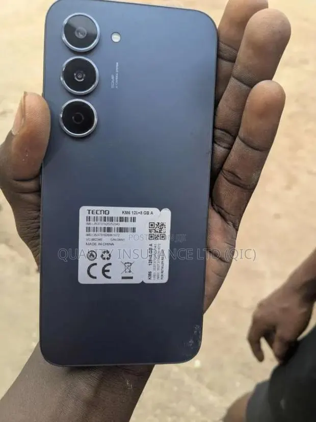 Tecno Spark 40 Pro 128 GB Gray · Photo 1