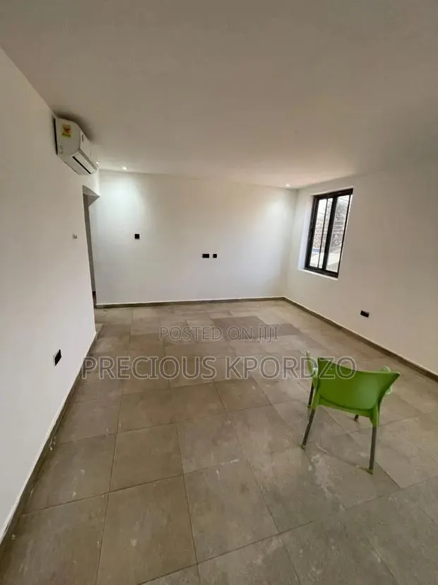 2bdrm Apartment in Adenta Commandos for rent · Photo 1