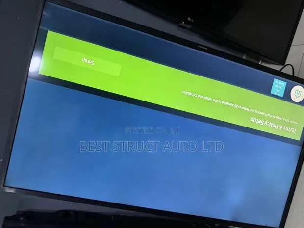 43 Inches Samsung Smart TVS · Photo 1