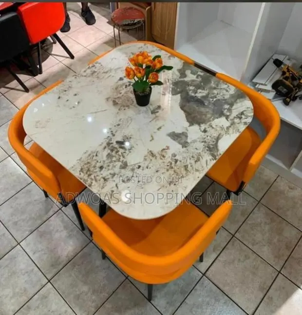 4 Seater Marble Dining Set · Photo 1
