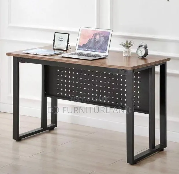 Modern Office Table · Photo 1