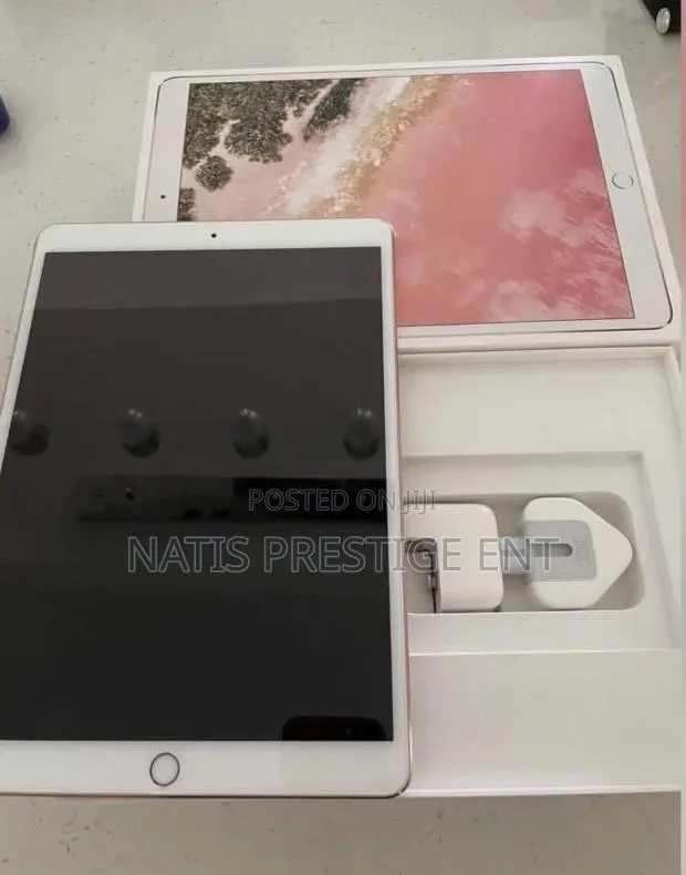Apple iPad Pro 9.7 (2016) 256 GB · Photo 1