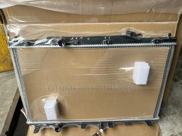 Honda CR-V 2012 2013 2014 2015 2016 Radiator (Water Tank) · Photo 1
