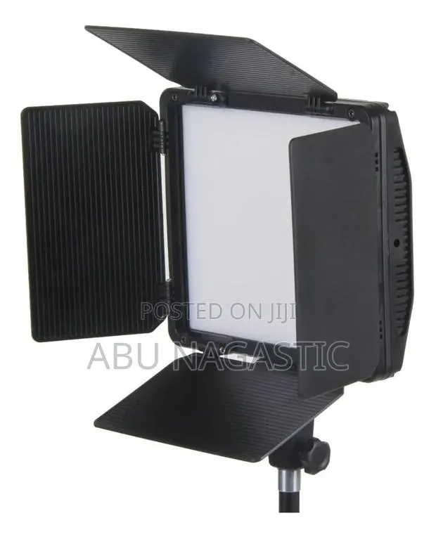 Triopo TTV-480bi-Color Pro Max Video Ledlight · Photo 1