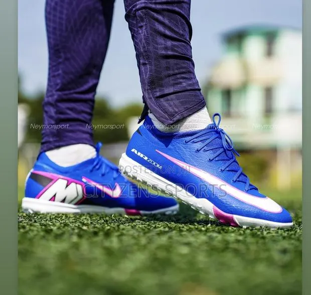 Astroturf /Gym Nike Football Boot · Photo 2