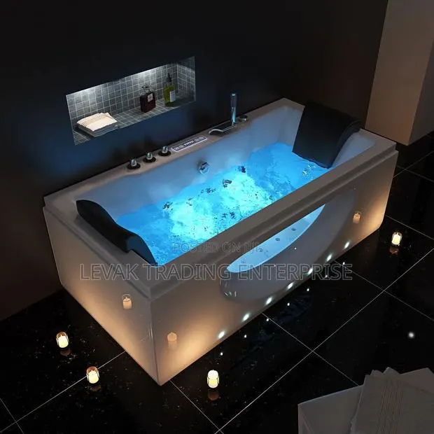 Jacuzzi Bathtub- Straight Bathtub ( Jacuzzi) · Photo 1