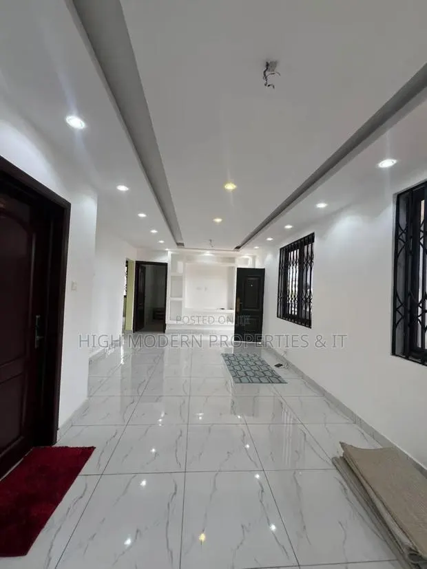 3bdrm Apartment in Dzorwulu, Nyaho Medical Centre for rent · Photo 1