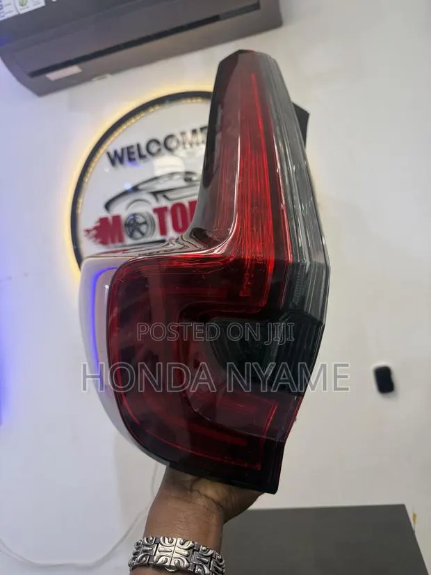 CRV 2020 - 2022 Taillight · Photo 1