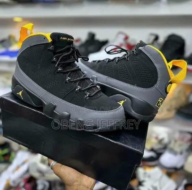 Original Jordan9 Black/Yellow · Photo 1