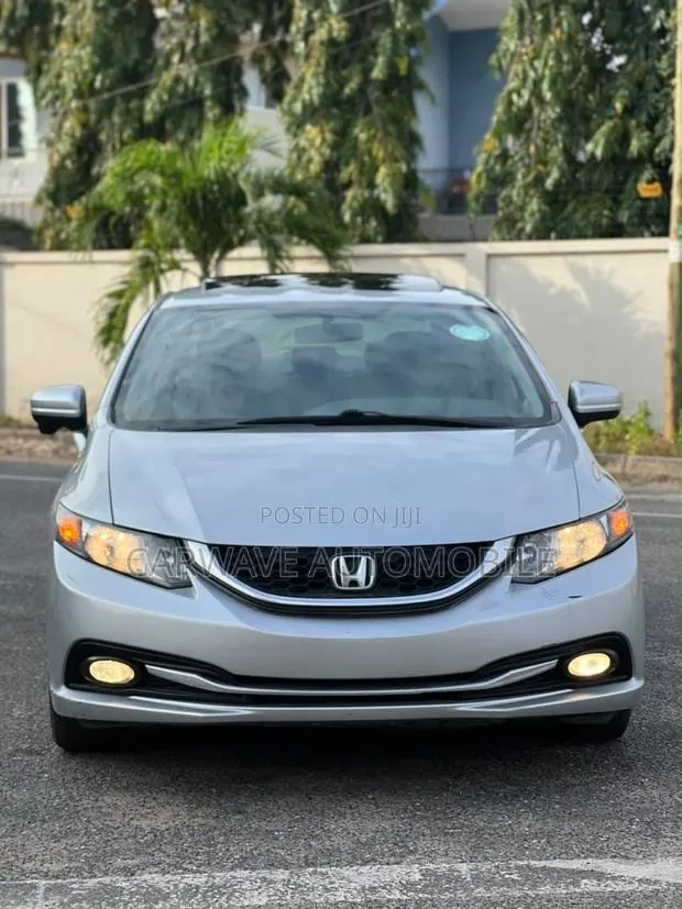 Honda Civic EX-L 4dr Sedan (1.8L 4cyl CVT) 2015 Silver