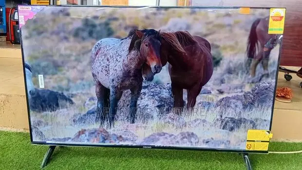 Big Screen Asano 50” Smart Television Tv · Photo 1