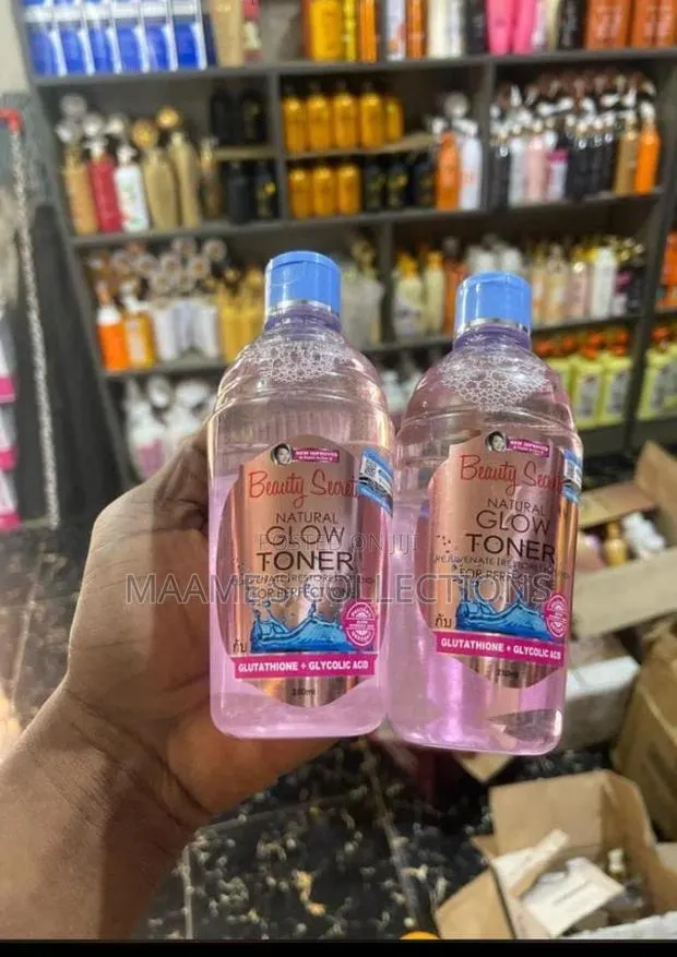 Queen Helen Beauty Secret Natural Glow Toner. · Photo 1
