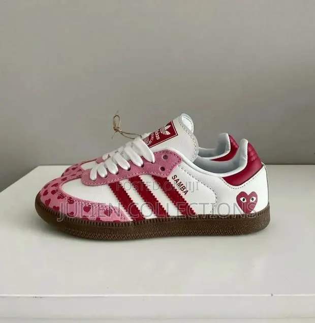 Adidas Samba X Play Red and White · Photo 1