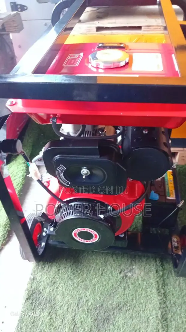 Commercial Grade Water Pump – Maximum Power, Fuel Efficiency · Photo 1