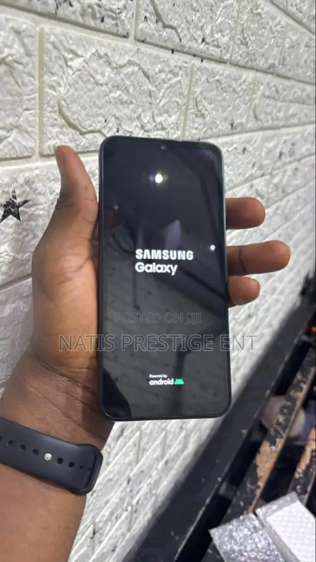Samsung Galaxy A14 5G 128 GB Black · Photo 1