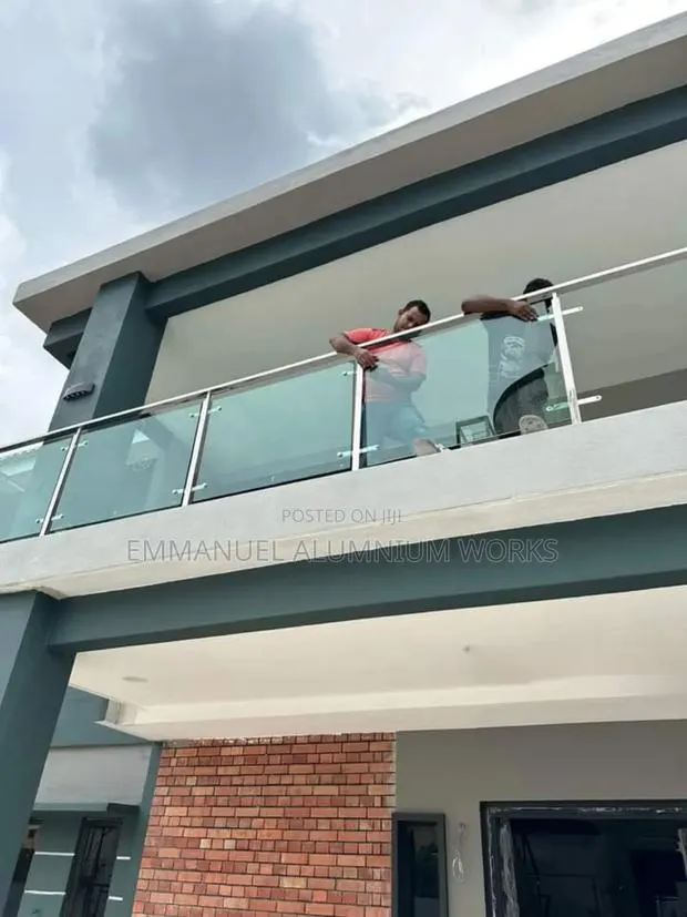 A10 Design 12 Stainless Balustrade · Photo 1