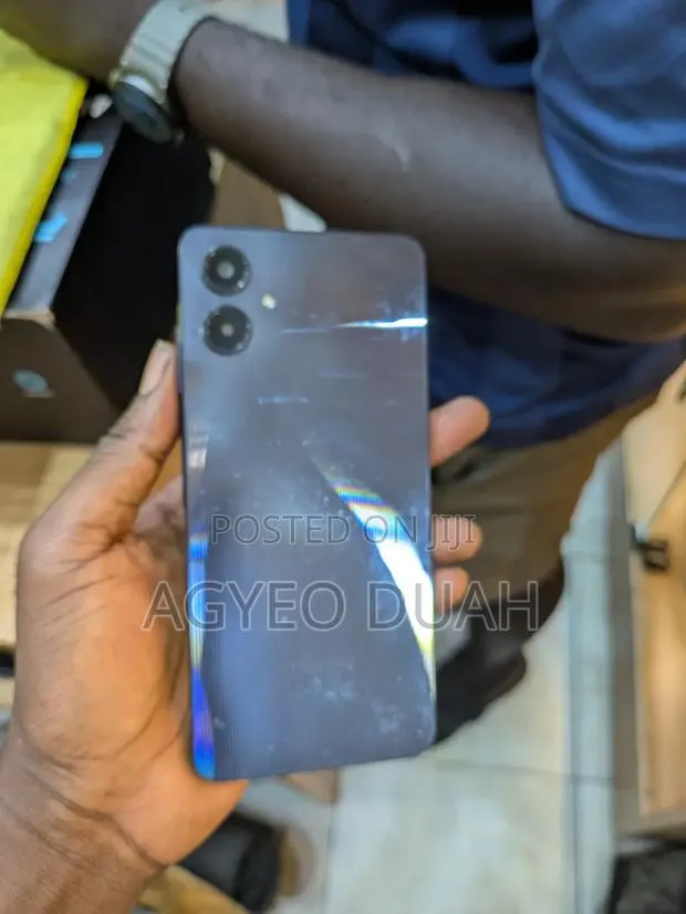 Samsung Galaxy A06 64 GB Blue · Photo 1