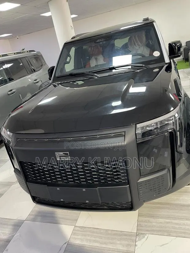 New Car 2025 Black · Photo 1