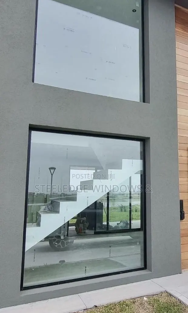 Glass Fixed Panel · Photo 1