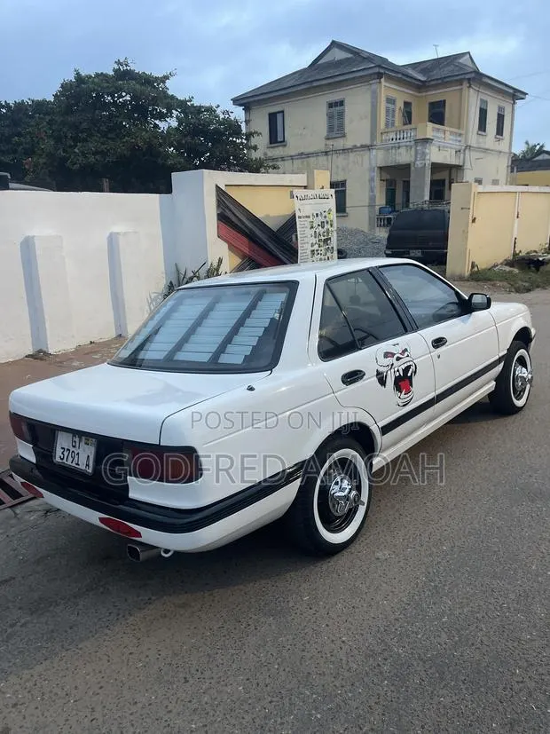 Nissan Sunny B13 Sedan 1.8 1991 White · Photo 1