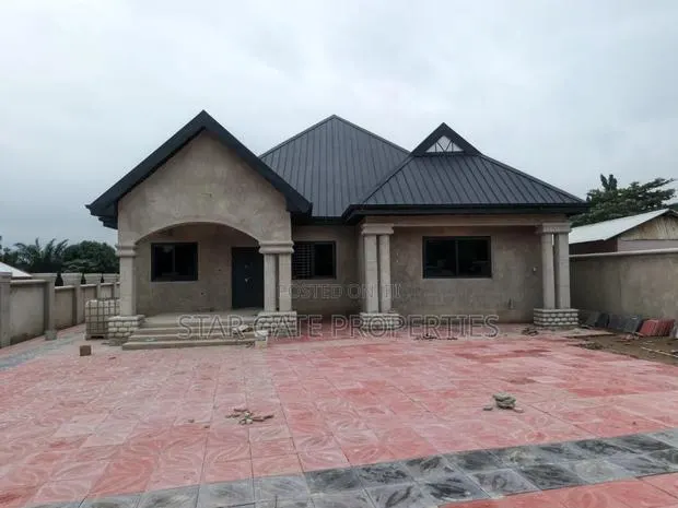 4bdrm House in Ejisu for sale · Photo 1
