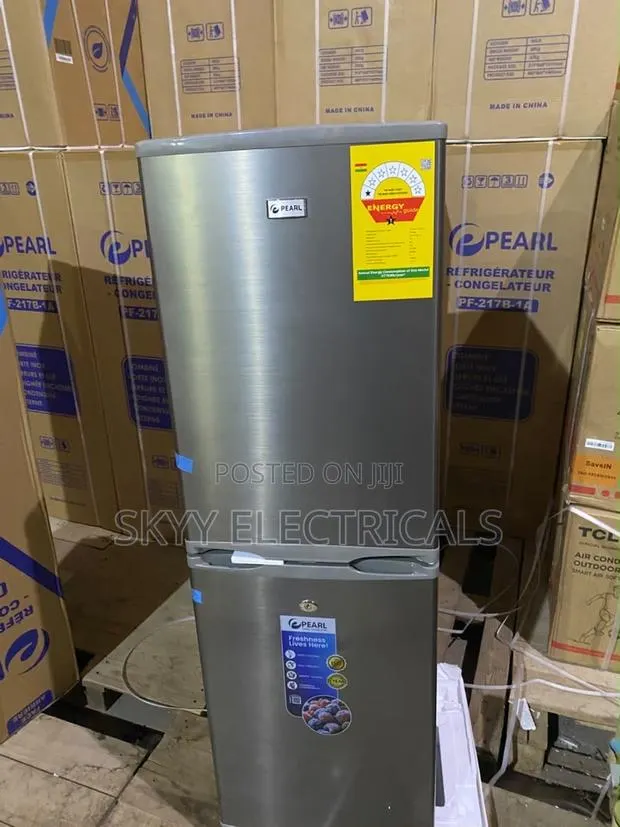 Massive Pearl Pf217-2b Doubledoor Bottom Freezer Fridge · Photo 1