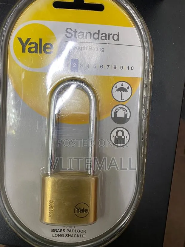 Yale Brass Long Padlock · Photo 1