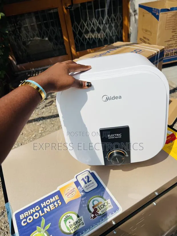 Zealous Sleek White Water Heater 15l. · Photo 1