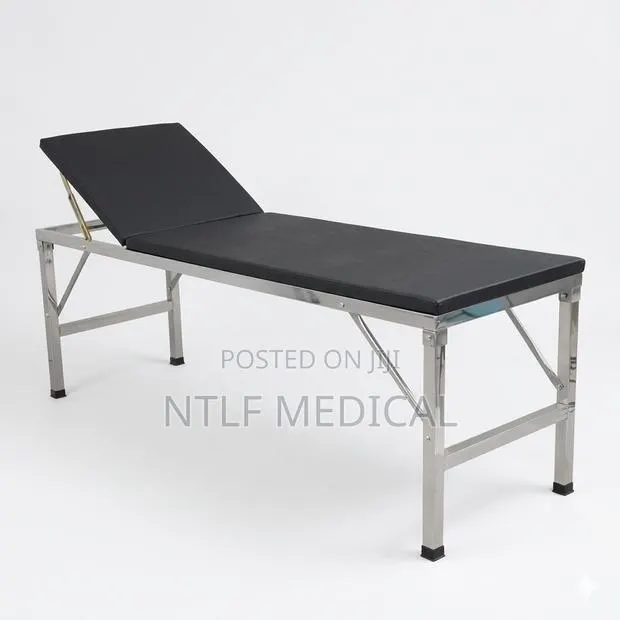 Examination Bed · Photo 1