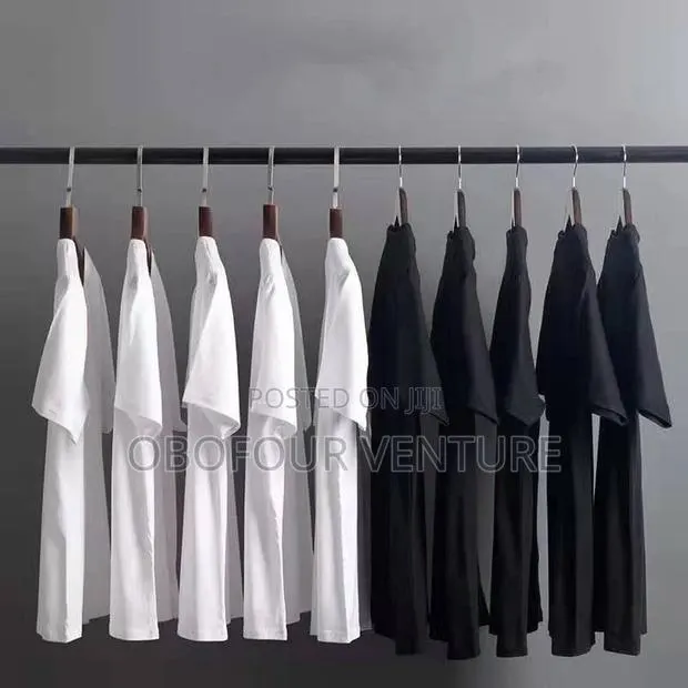 Gildan Unisex T Shirts Available at Wholesale · Photo 1