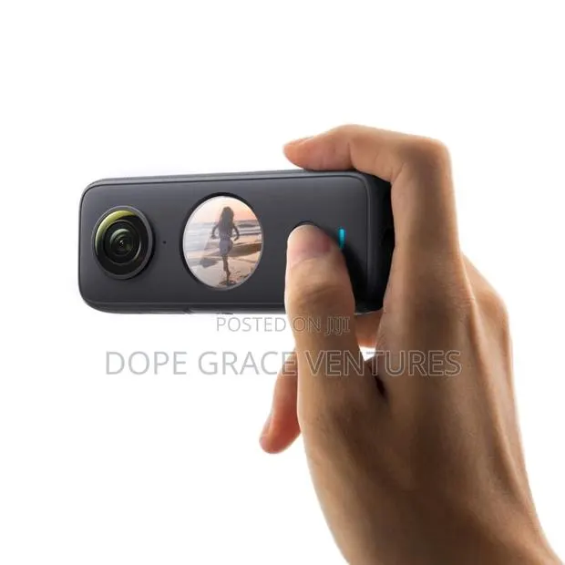 Insta360 X2 · Photo 1