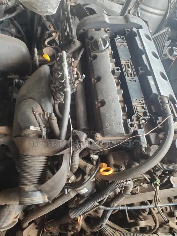 Peugeot 406 Engine · Photo 1