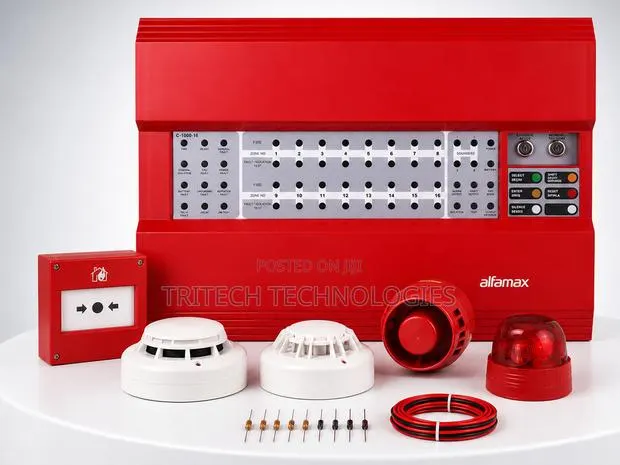 Alfamax C-1000-4 4 Zone Conventional Fire Alarm Panel · Photo 1