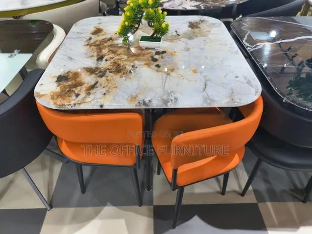 Modern Marble Dining Set · Photo 1