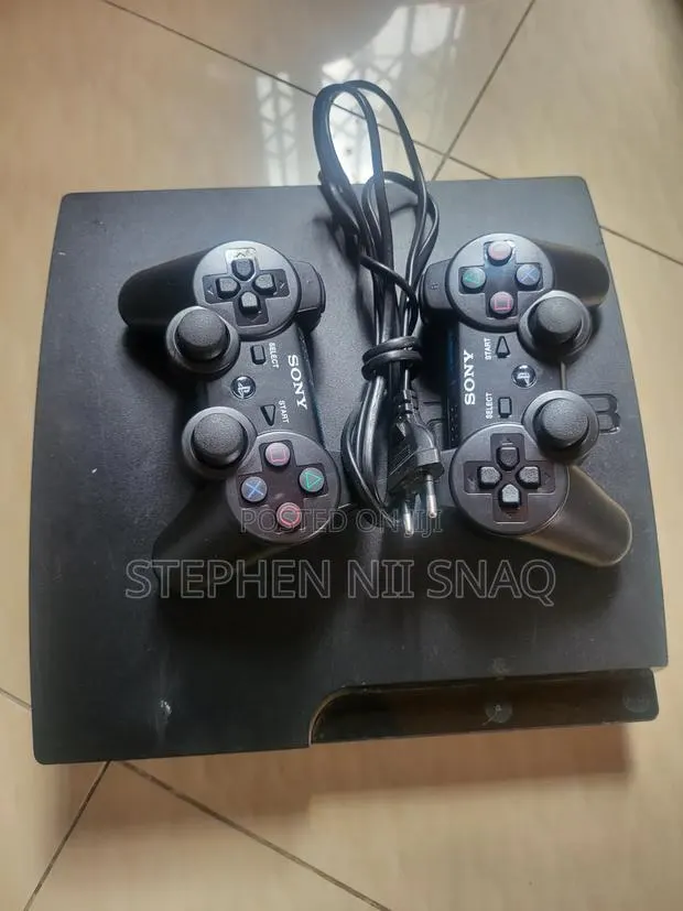 Complete Ps3 Slim · Photo 1