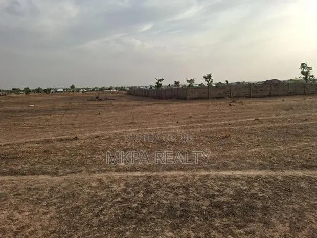 One And Half Acre Land On The Tamale-airpot Road For Sale · Photo 1