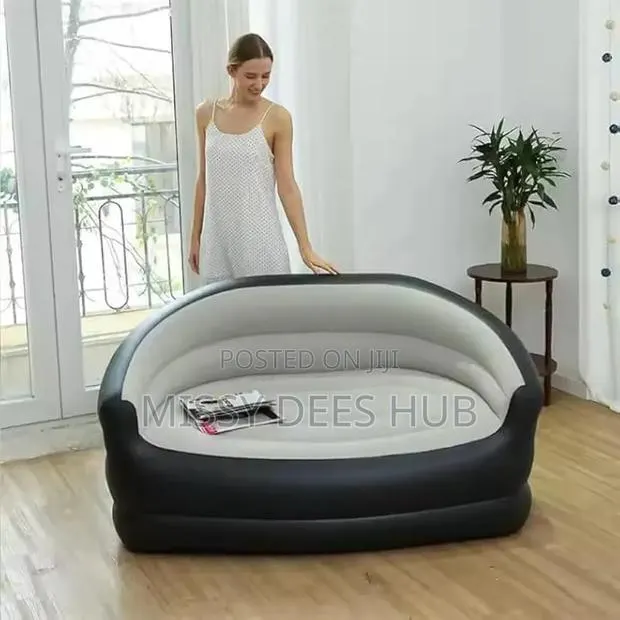 Inflatable Two-Seater Sofa With Pump · Photo 1