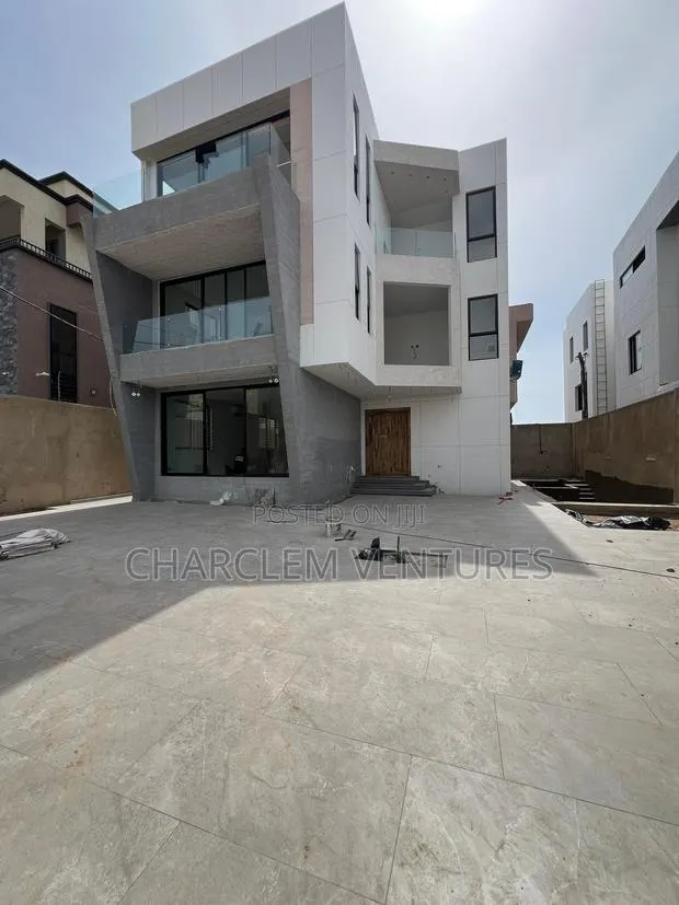 6bdrm House in Charclem Ventures, Accra Metropolitan for sale · Photo 1