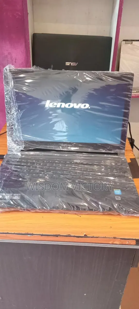 New Laptop Lenovo Flex 4 4GB Intel HDD 320GB · Photo 1