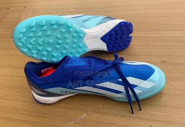 Adidas Crazy Fast Astroturf Boot. · Photo 1