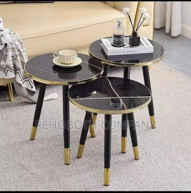 3 Pieces Side Table · Photo 1