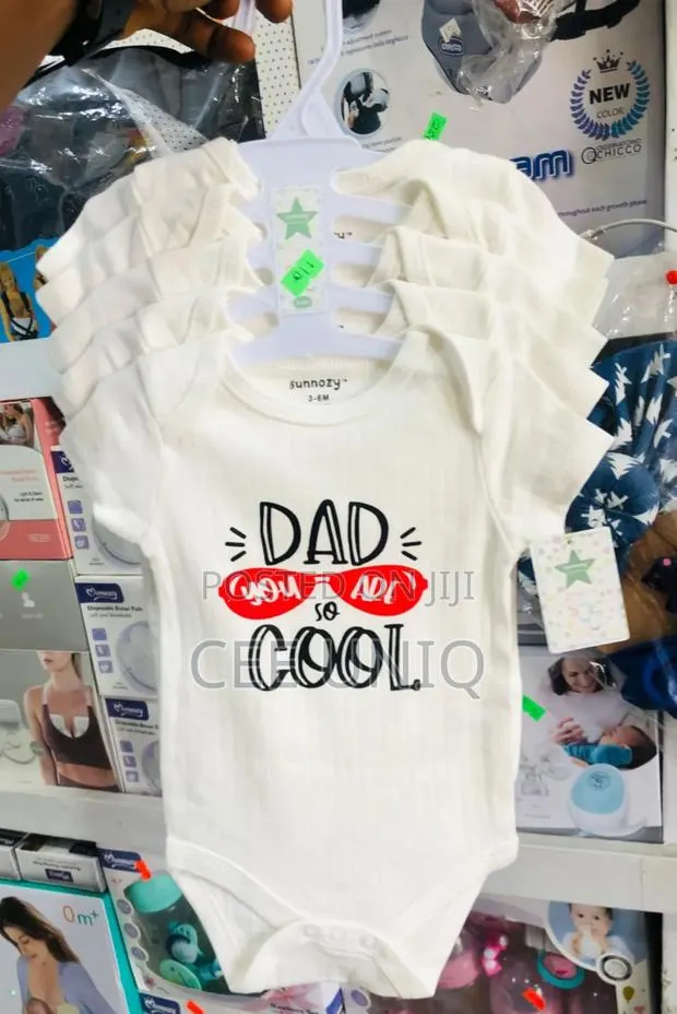 5 Pieces Body Suit for Boys · Photo 1