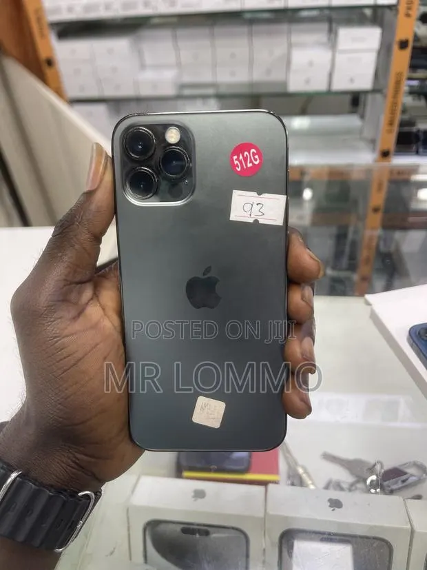 Apple iPhone 12 Pro 512 GB Black · Photo 1