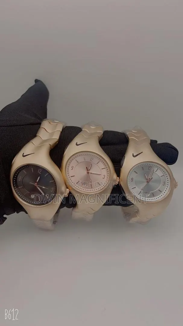 Stylish Nike Watches · Photo 1