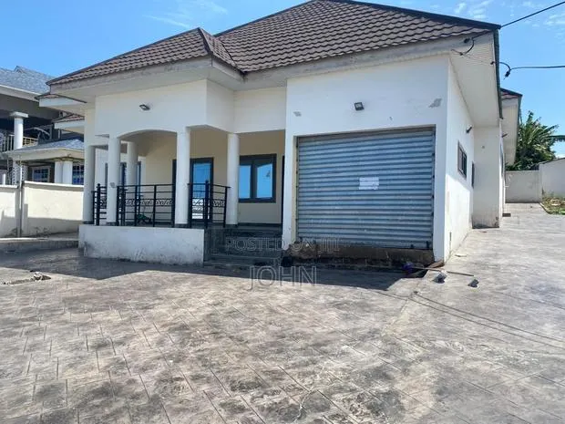 5bdrm House in Survivorestates, Old Barrier for rent · Photo 1