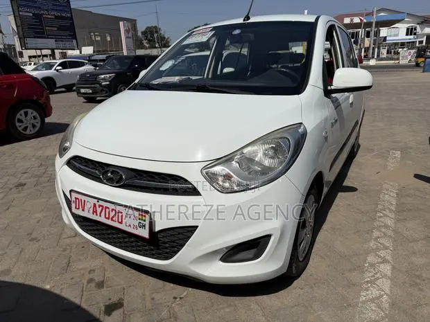 Hyundai I10 2012 White · Photo 1