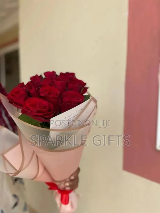 Natural Real Roses for Mothers Day, Birthday, Graduation, · Photo 1