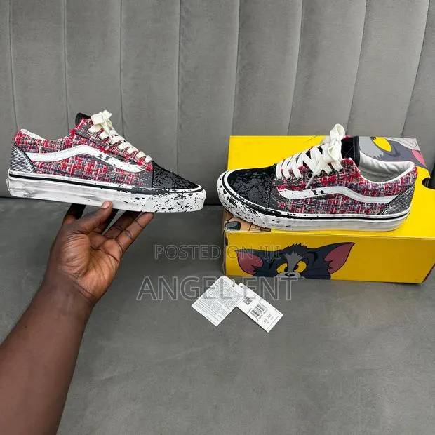 Vans Premium Old Skool "Charms" Sneakers Available(Location: Adum Ksi) · Photo 1