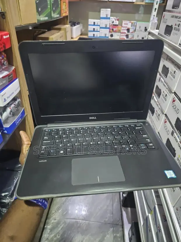 Laptop Dell Latitude 3380 4GB Intel Core i3 SSD 128GB · Photo 4