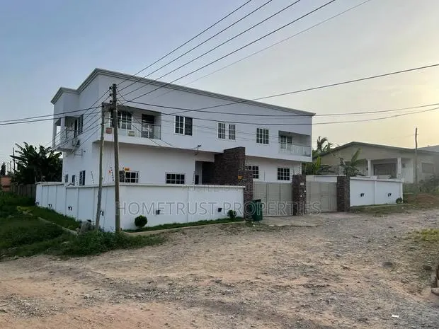 4bdrm Duplex in Kwabenya Acp for rent · Photo 1